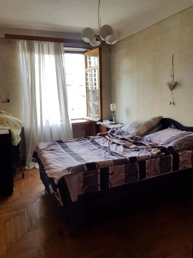 Hostel Levan Тбилиси Екстериор снимка