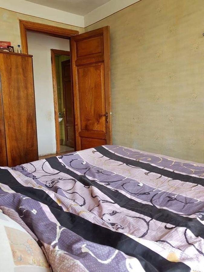Hostel Levan Тбилиси Екстериор снимка